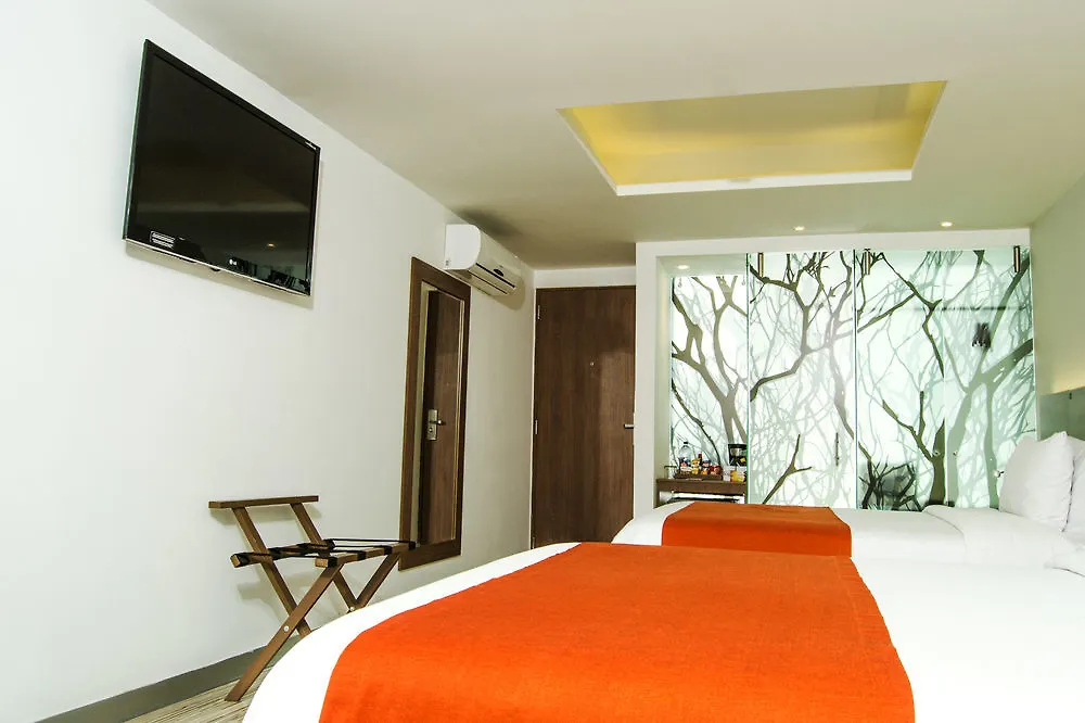 Shg Bogota 100 Design Hotel 4*,