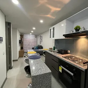 Apartamento Magnifico Y Confortable Amoblado # 303